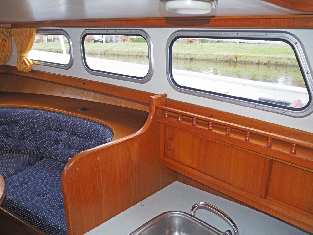 Fore ship, Accommodation